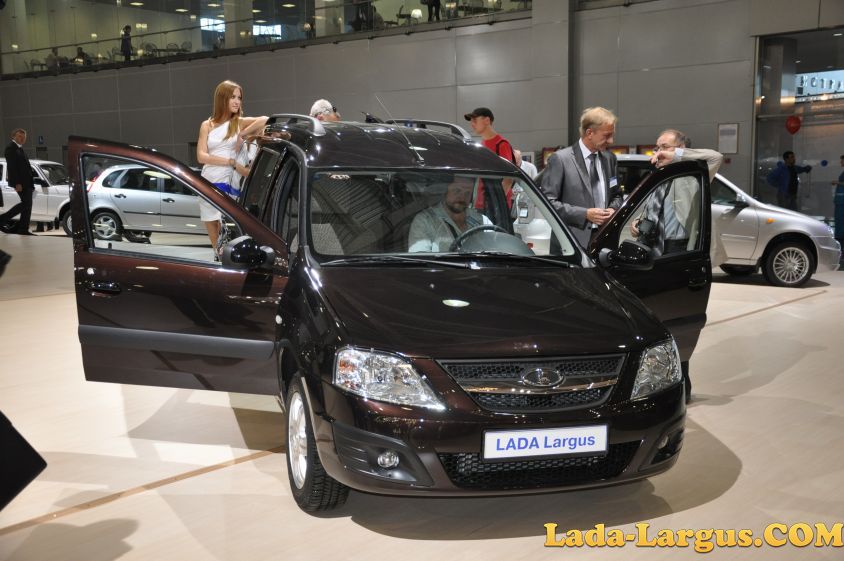 Lada largus   2011