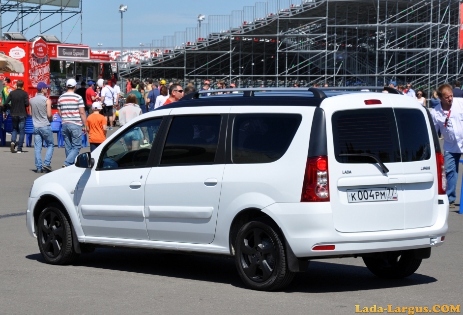 Largus VIP  Moscow Raceway