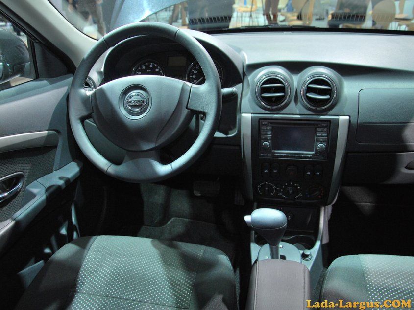   Nissan Almera B0